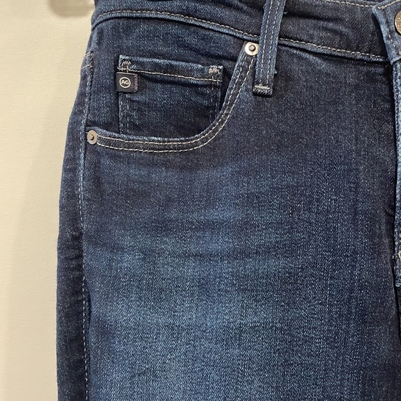 The Legging AG Jeans with a Dark Wash - Picture 6 of 11